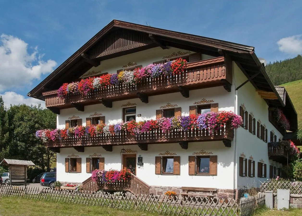 Landhaus Summerer Sexten Bed & Breakfast