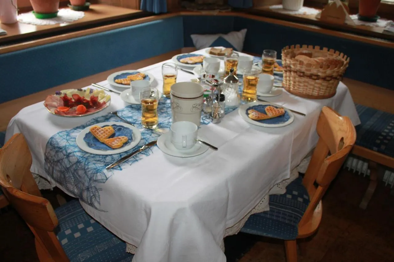 Landhaus Summerer Sexten Bed & Breakfast